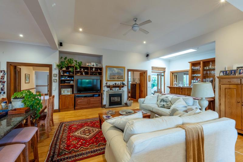To Let 4 Bedroom Property for Rent in Steenberg Estate Western Cape
